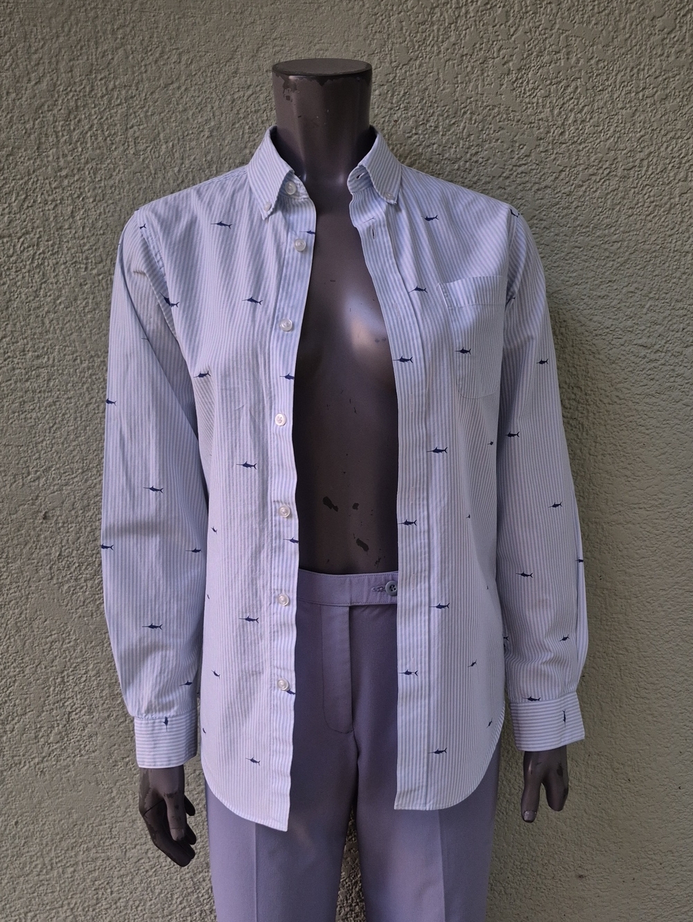 Class Club (El Salvador) Girls Striped Button-Down Shirt with Navy Fish Motif